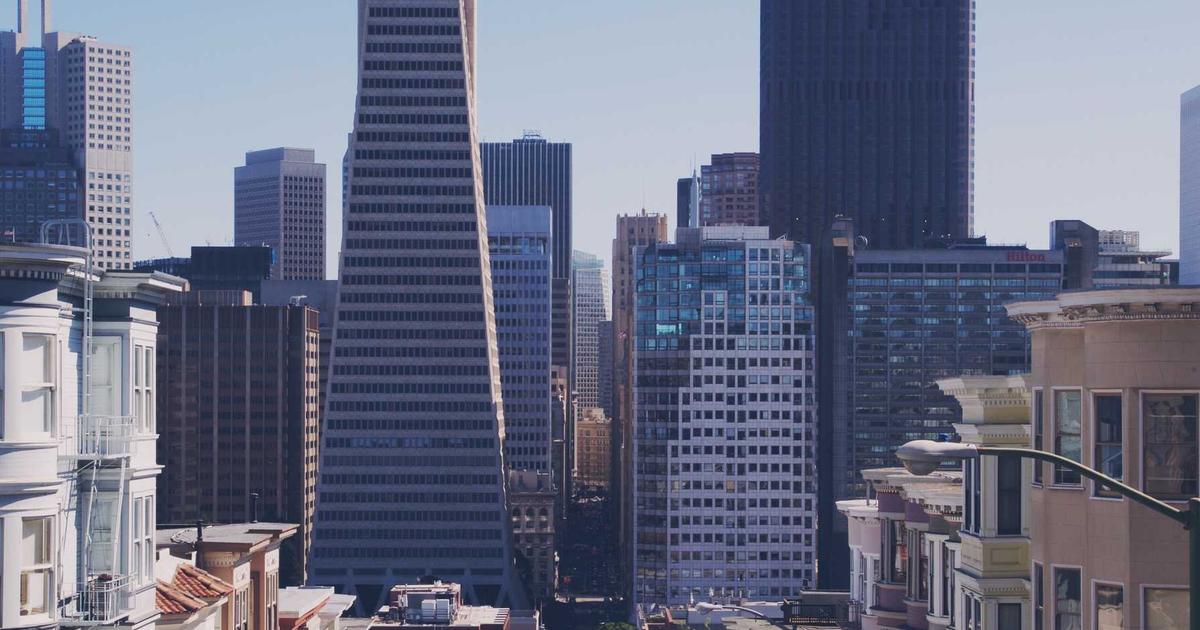 M字はげは植毛一択？薬・育毛剤・植毛を組み合わせる最新戦略