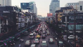 やけど・事故後の瘢痕部位への植毛：瘢痕性脱毛症への対応