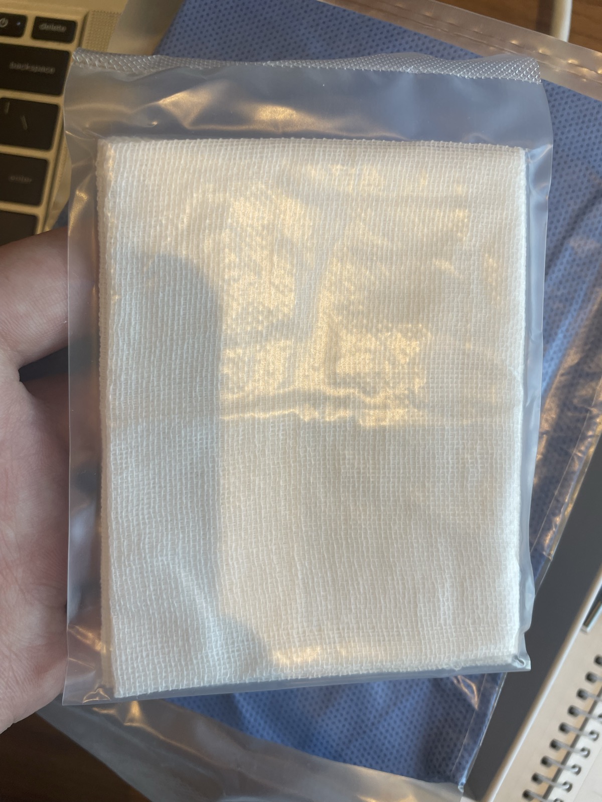 術後7日目・交換用ガーゼ