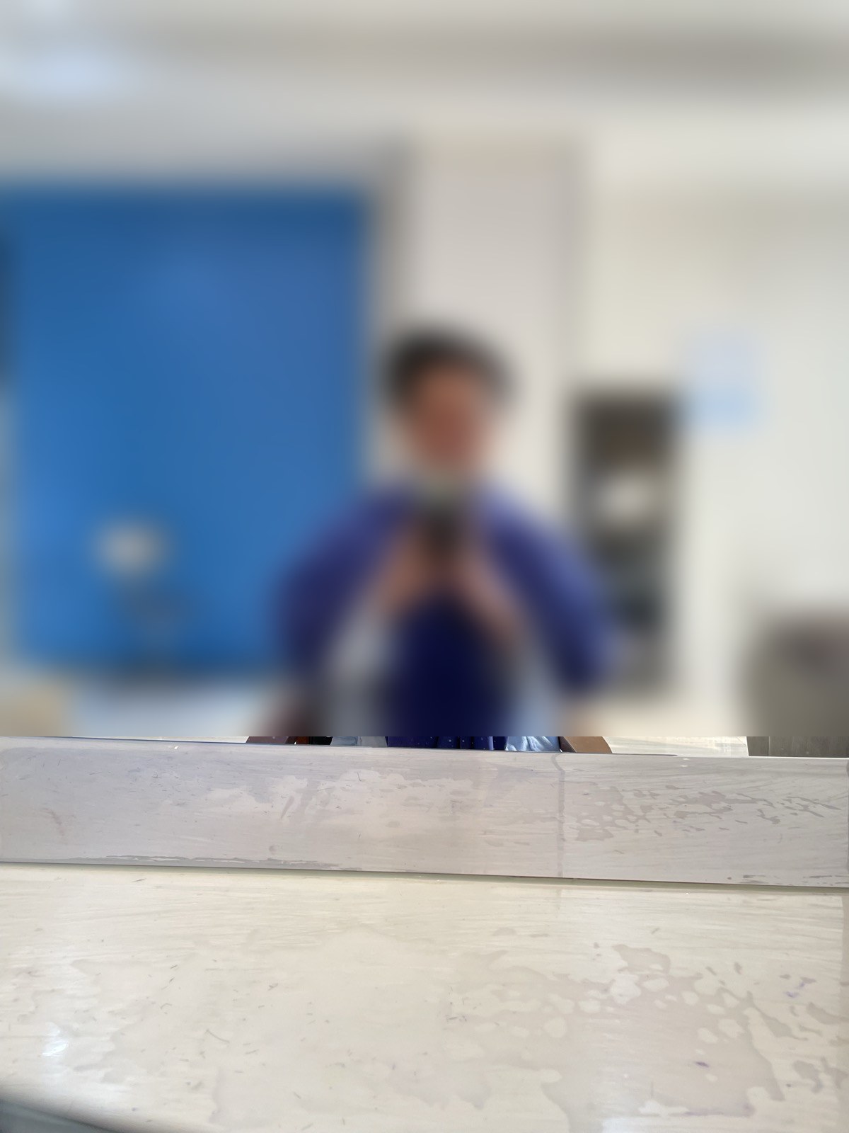 術前・医療ガウン着用（顔ぼかし済み）